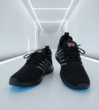 হালকা ব্রিটিশ স্নিকার্স 